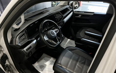 Volkswagen Multivan T6 рестайлинг, 2020 год, 5 350 000 рублей, 19 фотография