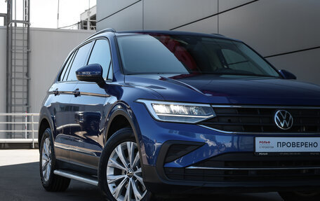 Volkswagen Tiguan II, 2021 год, 2 898 000 рублей, 20 фотография