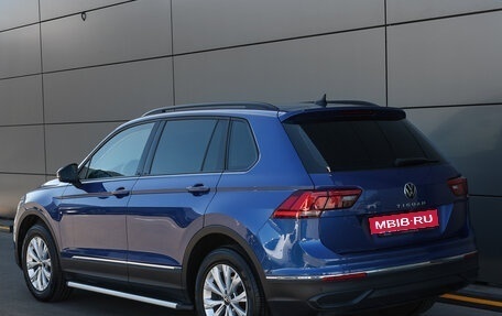 Volkswagen Tiguan II, 2021 год, 2 898 000 рублей, 7 фотография