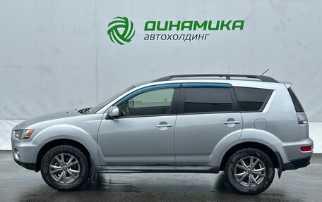 Mitsubishi Outlander III рестайлинг 3, 2011 год, 965 000 рублей, 7 фотография