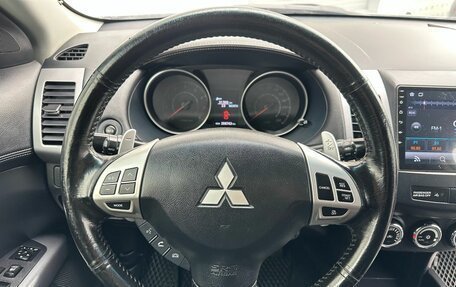 Mitsubishi Outlander III рестайлинг 3, 2011 год, 965 000 рублей, 10 фотография