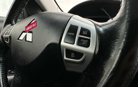 Mitsubishi Outlander III рестайлинг 3, 2011 год, 965 000 рублей, 11 фотография