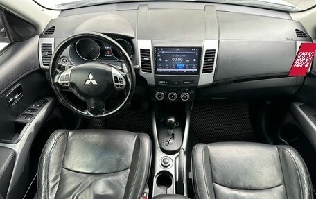 Mitsubishi Outlander III рестайлинг 3, 2011 год, 965 000 рублей, 16 фотография