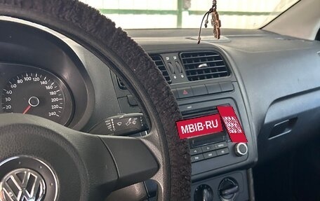 Volkswagen Polo VI (EU Market), 2012 год, 550 000 рублей, 2 фотография