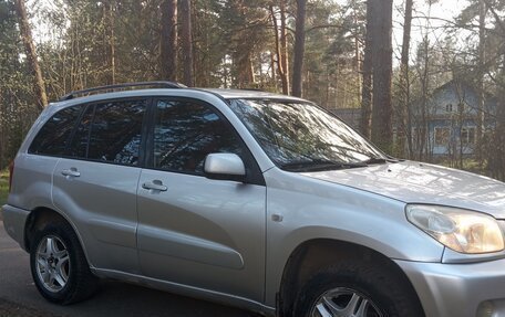 Toyota RAV4, 2004 год, 550 000 рублей, 2 фотография