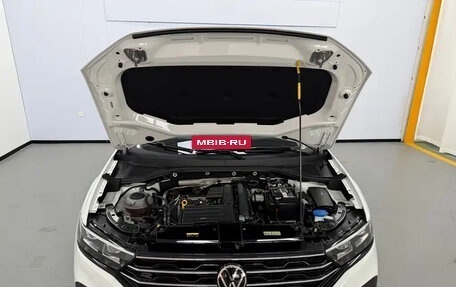 Volkswagen T-Roc I, 2022 год, 1 850 000 рублей, 14 фотография