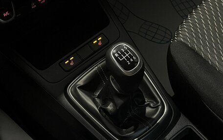 KIA Rio IV, 2018 год, 895 000 рублей, 13 фотография