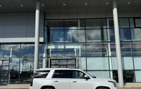Cadillac Escalade IV, 2020 год, 4 300 000 рублей, 5 фотография