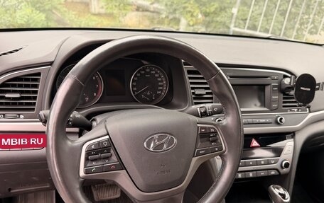 Hyundai Elantra VI рестайлинг, 2016 год, 1 349 000 рублей, 6 фотография