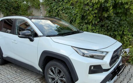 Toyota RAV4, 2024 год, 3 550 000 рублей, 11 фотография