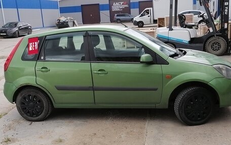 Ford Fiesta, 2006 год, 450 000 рублей, 3 фотография