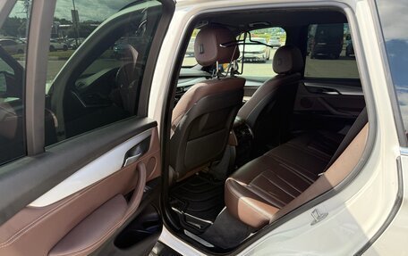 BMW X5, 2017 год, 3 650 000 рублей, 24 фотография