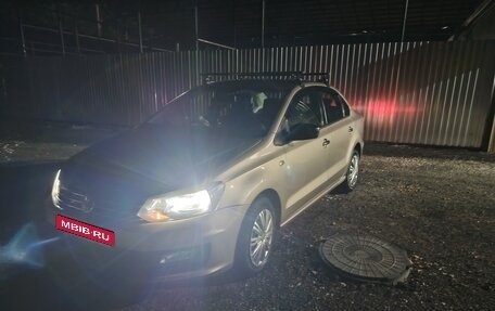 Volkswagen Polo VI (EU Market), 2016 год, 1 300 000 рублей, 1 фотография