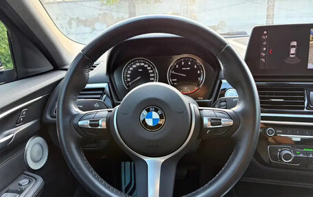 BMW 1 серия, 2022 год, 1 900 000 рублей, 7 фотография