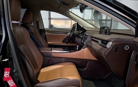 Lexus RX IV рестайлинг, 2019 год, 4 790 000 рублей, 15 фотография