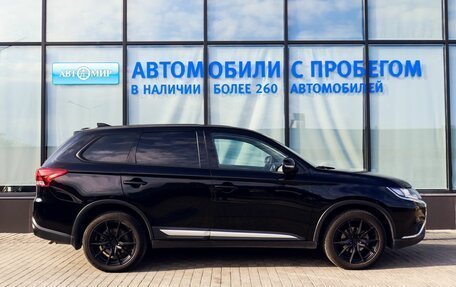 Mitsubishi Outlander III рестайлинг 3, 2019 год, 2 049 000 рублей, 6 фотография