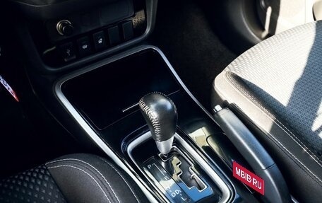 Mitsubishi Outlander III рестайлинг 3, 2019 год, 2 049 000 рублей, 10 фотография