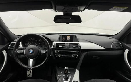 BMW 3 серия, 2017 год, 2 450 000 рублей, 12 фотография