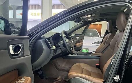 Volvo XC60 II, 2025 год, 4 600 000 рублей, 12 фотография