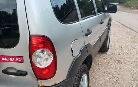 Chevrolet Niva I рестайлинг, 2009 год, 350 000 рублей, 4 фотография