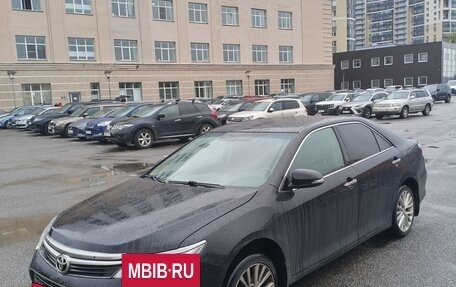 Toyota Camry, 2015 год, 1 342 000 рублей, 2 фотография
