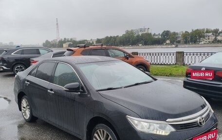 Toyota Camry, 2015 год, 1 342 000 рублей, 3 фотография