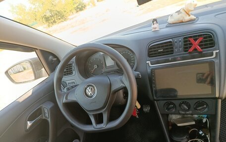 Volkswagen Polo VI (EU Market), 2016 год, 1 300 000 рублей, 21 фотография