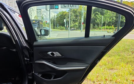 BMW 3 серия, 2021 год, 2 999 900 рублей, 16 фотография