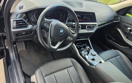 BMW 3 серия, 2021 год, 2 999 900 рублей, 13 фотография