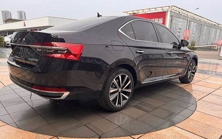 Skoda Superb III рестайлинг, 2023 год, 2 660 000 рублей, 11 фотография