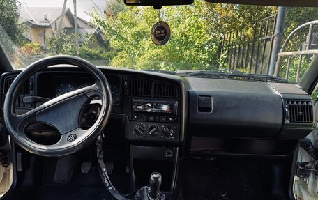 Volkswagen Passat B3, 1993 год, 350 000 рублей, 3 фотография