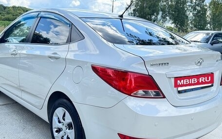 Hyundai Solaris II рестайлинг, 2015 год, 1 100 000 рублей, 2 фотография