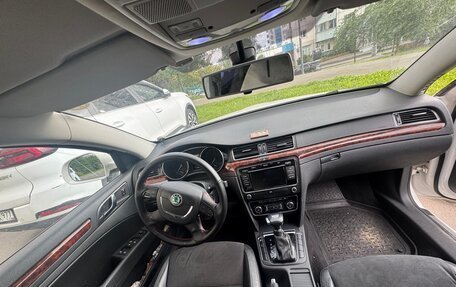 Skoda Superb III рестайлинг, 2012 год, 995 000 рублей, 9 фотография