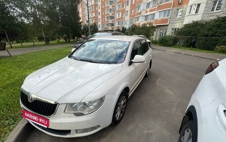 Skoda Superb III рестайлинг, 2012 год, 995 000 рублей, 2 фотография