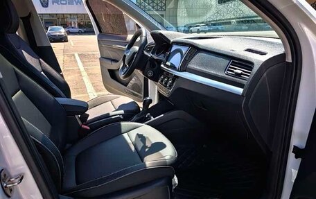 Skoda Kamiq I, 2022 год, 2 230 000 рублей, 15 фотография