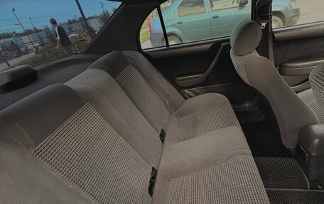 Toyota Corona IX (T190), 1994 год, 268 000 рублей, 10 фотография