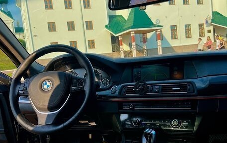 BMW 5 серия, 2012 год, 2 400 000 рублей, 32 фотография