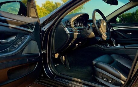 BMW 5 серия, 2012 год, 2 400 000 рублей, 34 фотография