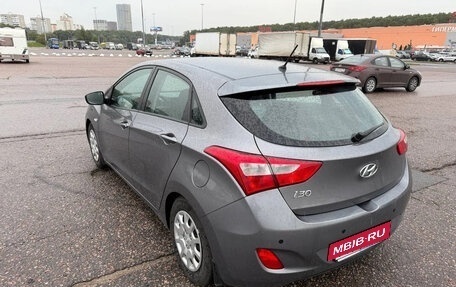 Hyundai i30 II рестайлинг, 2012 год, 1 300 000 рублей, 8 фотография