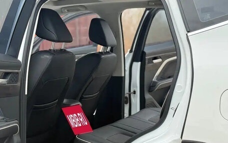 Haval H6, 2022 год, 1 260 000 рублей, 6 фотография