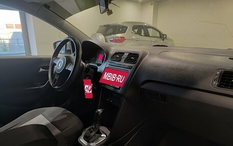 Volkswagen Polo VI (EU Market), 2011 год, 767 000 рублей, 13 фотография