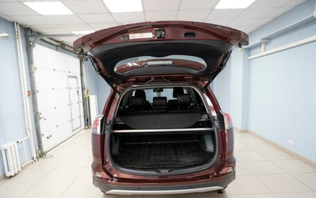 Toyota RAV4, 2018 год, 2 549 000 рублей, 6 фотография