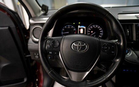 Toyota RAV4, 2018 год, 2 549 000 рублей, 12 фотография