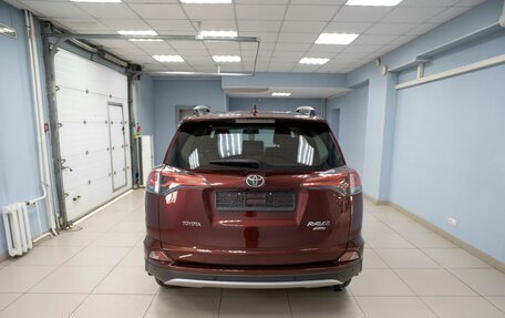 Toyota RAV4, 2018 год, 2 549 000 рублей, 7 фотография