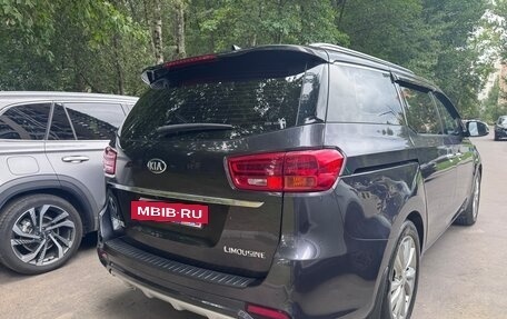 KIA Carnival III, 2019 год, 2 800 000 рублей, 4 фотография