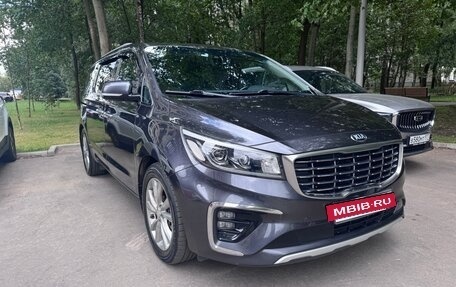 KIA Carnival III, 2019 год, 2 800 000 рублей, 5 фотография