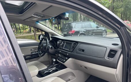 KIA Carnival III, 2019 год, 2 800 000 рублей, 25 фотография