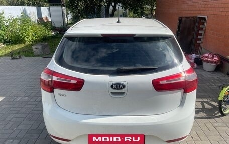 KIA Rio III рестайлинг, 2014 год, 800 000 рублей, 4 фотография