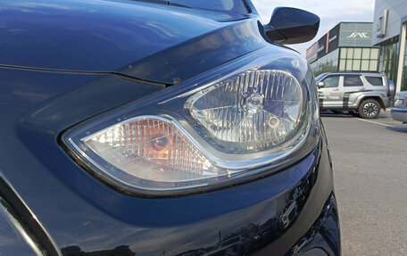 Hyundai Solaris II рестайлинг, 2012 год, 716 000 рублей, 21 фотография