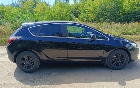 Opel Astra J, 2010 год, 800 000 рублей, 7 фотография